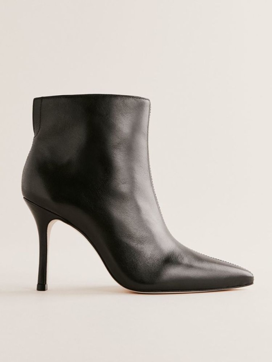 Reformation Murielle Ankle Boot Hot